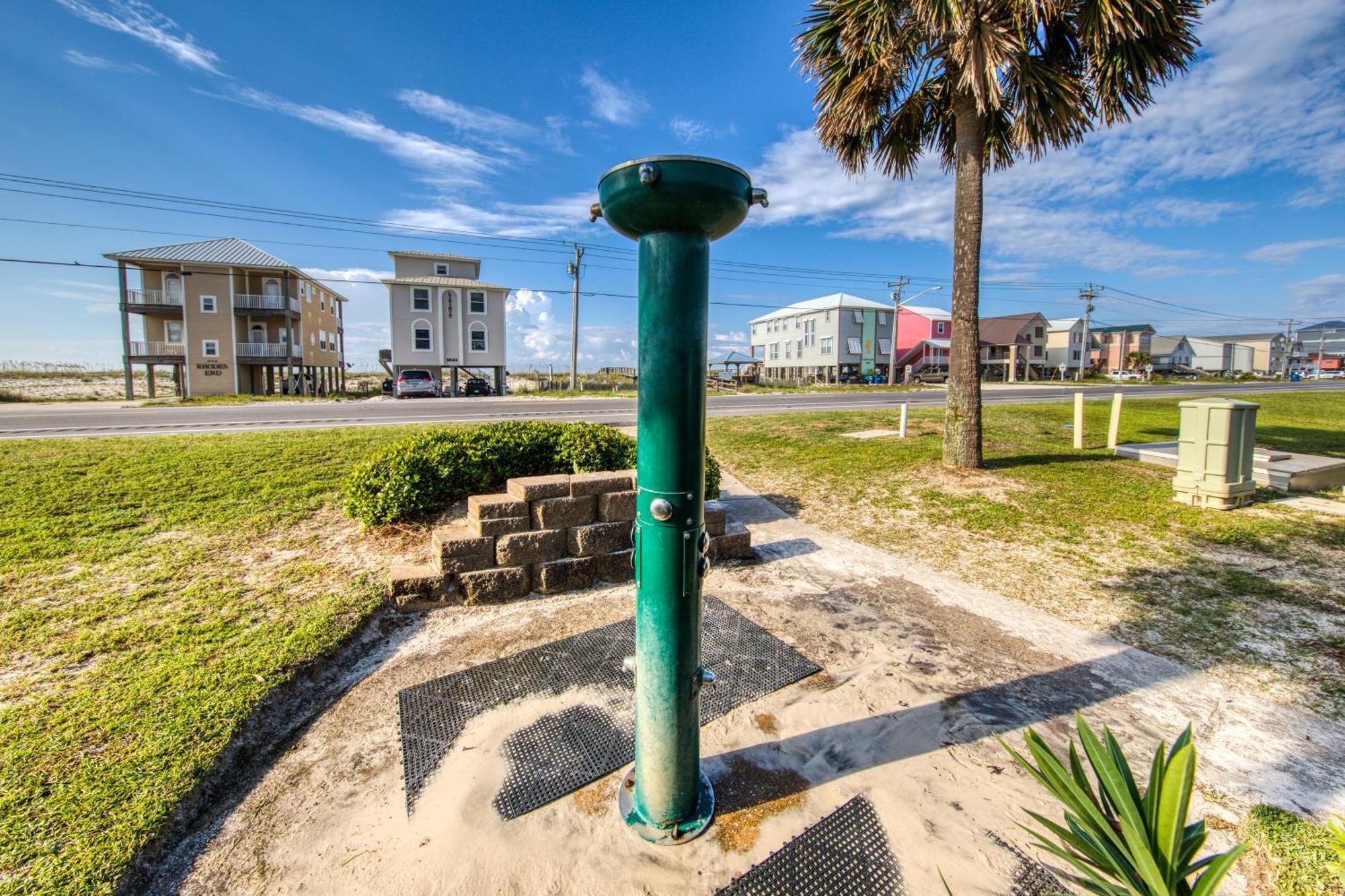 Gulf Shores Surf & Racquet Club Condos II Room photo
